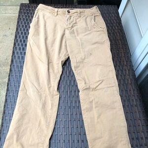 Small American Eagle khakis